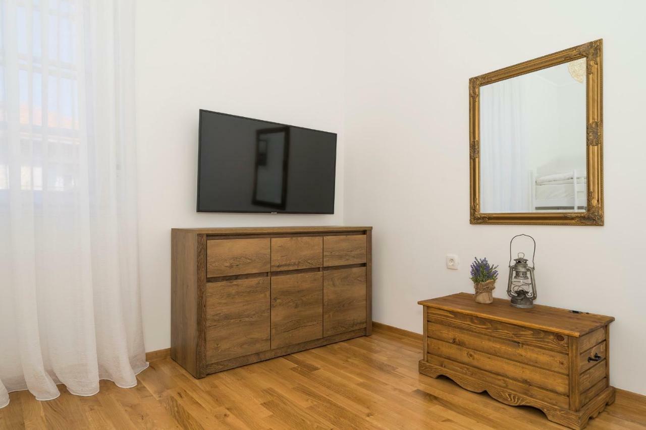 Apartment Dinka With Terrace スプリト エクステリア 写真